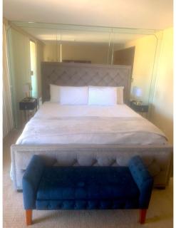 Coastal Paradise Retreat Stylish Oceanfront Condo - Redondo Beach - 3