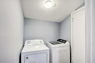 Luxury Home - Linden - 1