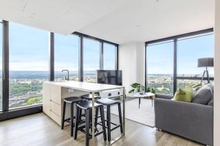 Olive Alcove - A Sweeping Skyline Sanctuary near CBD - 0