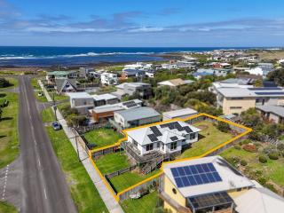 The Lost Lobster - Port Fairy - 9