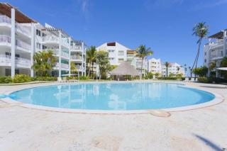 Playa Turquesa Ocean Club A-202, highspeed Wi-Fi, pools, free beach chairs - 5
