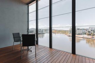 Stunning 1-Bed Above Foreshore with Water Views - Kingston - 3