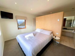 Falls Creek Spa Penthouse by Ready Set Stay - Falls Creek - 5