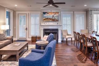 Epic Beach House - 3