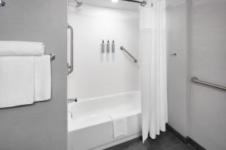 Courtyard Shelton - 1