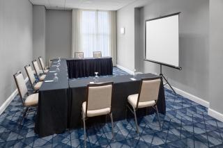 Courtyard Shelton - 2