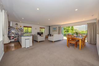 Terrific views on Totara - 8