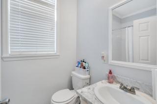 Gentilly Gem - Nestle Between the Lakefront Arena, SUNO, and UNO - New Orleans - 2