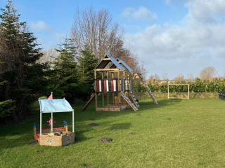 Charming Holiday Home With Many Activities - Marielyst - 2