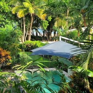 Mission Beachfront Cottage - Mission Beach - 0