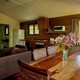 Mission Beachfront Cottage - 7