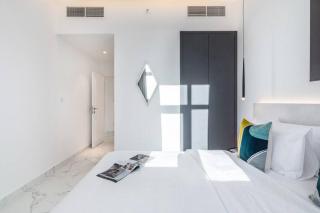 FIRST CLASS 4BR In the Heart of Marina Dubai - Dubai - 1