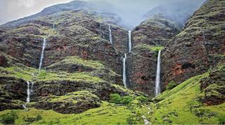 New 4 Bedroom Home with Ocean and Gorgeous Mountain Views in the gated community of Mauna Olu - 2