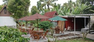 Jon's Paradise Villa and Resto - Sajang - 1