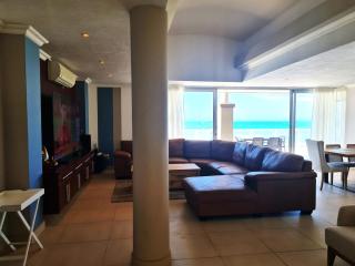 Santorini A-Block Penthouse - Margate - 6