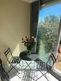 T2 - Les pieds dans le sables en toutes saisons 5 couchages - climatisation - parking privée - piscine - situation optimum et rare - Amoureva - Plage Richelieu- Cap d'Agde - 2