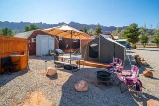 Moab RV Resort Glamping Setup Tent in RV Park #4 OK-T4 - Moab - 3