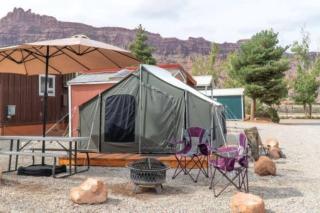 Moab RV Resort Glamping Setup Tent in RV Park #4 OK-T4 - Moab - 2