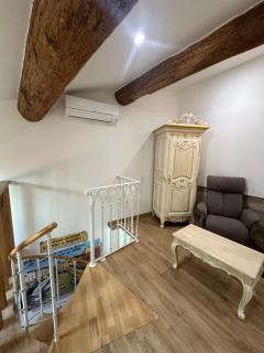 Studio familial a Mezzanine presbytère dans l'Église - Narbonne - 1