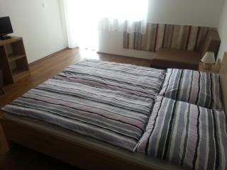 Ádám Apartmanház - Siófok - 5
