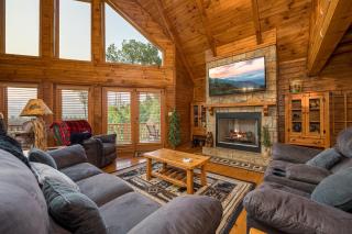 Bear Mountain Chalet - Gatlinburg - 4