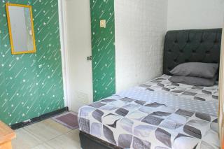 Pesona Guesthouse Banyuwangi - Banyuwangi - 9