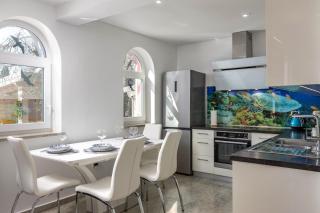 Apartment Ayni With Private Pool - Happy Rentals - 5