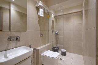Exora Inn - Ahmedabad - 1