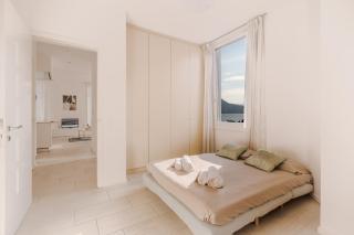 Front Lake Pearl 5 for 6PAX -By EasyLife Swiss - Lugano - 5