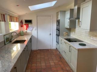 Amesbury Newport, Pembrokeshire - Newport - 6
