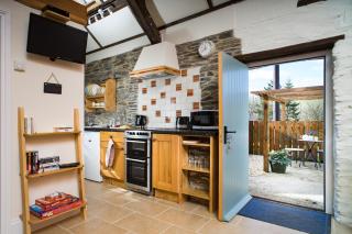 The Old Stables Aberporth - Troedyraur - 7