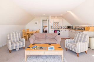 Flat 3 Mawgan Porth Golf Club - 2