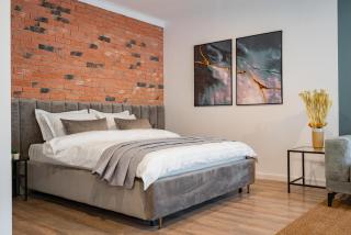 Sky-High: 15th Floor Modern Accommodation in Doamna Ghica Area - 9