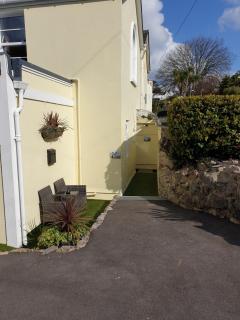 Appletorre House Holiday Flats - Pet Friendly by arrangement and Private Parking - Torquay - 9