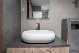 Seabreeze Luxury Condo in Flisvos Marina - Atene - 2