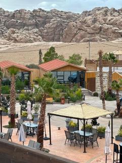 Golden Hotel By Trend - Aqaba - 8