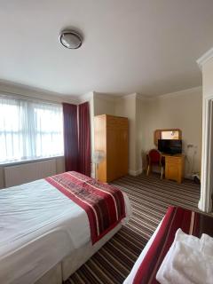 The Lawn Hotel - 2
