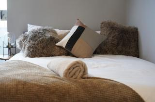 Castle Boulevard Nottingham - 3 Bedrooms Sleeps 5, Free Parking & WiFi - Close to City Centre, University & Hospital - Nottingham - 2