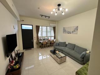 Ming House - 9