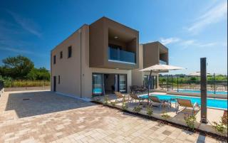 Villa Esmeralda II by SeeAdria Agency - Novigrad (Cittanova d'Istria) - 4