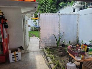 Jay's Cottage house (Timog) - 7