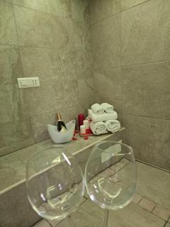 LUXUITE SPA con PISCINA e JACUZZI - 6