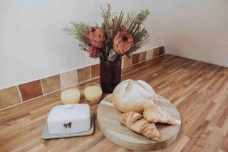 Mabels Cottage, Longnor - 0