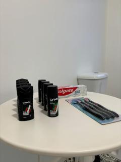 Spacious 3BR Home, Contractor-Friendly, Fast M42-M5 Links, Near Pubs - 3