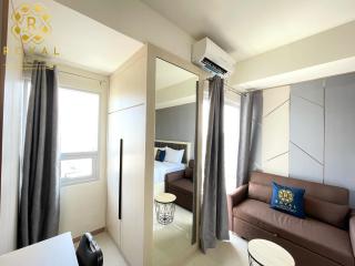 Royal Suites Studio 25th Floor - Citra Plaza Nagoya Apartment - Jodoh - 6