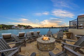 Diagonal Dreams Lake House and Concierge Services - Horseshoe Bay - 4