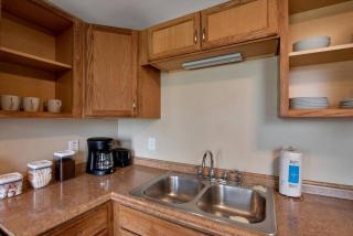 Lovely Unit in Historic SW Garden - 3 Queen beds - Clifton Heights - 4