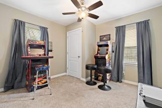 Renovated Home Perfect for Family - Mobile - 0