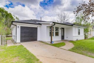 6 Mi to Dtwn Sleek Houston Retreat! - Houston - 8