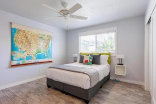 Charming Beach Bungalows - 4BR, Sleeps 10, Pets OK - Carlsbad - 3
